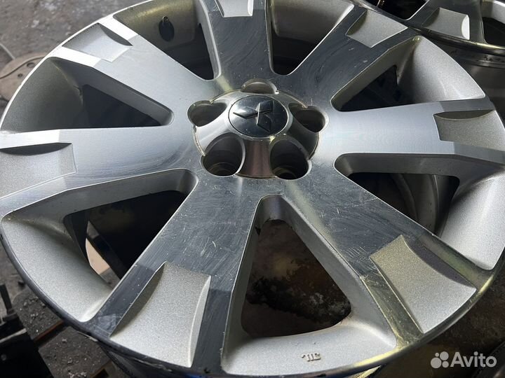 Диски литые R18 Mitsubishi Outlander