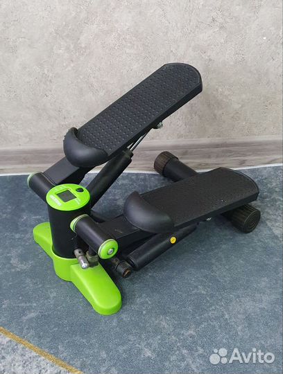 Тренажер мини-степпер Torneo