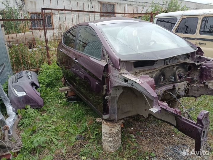 Дверь передняя правая на hyundai solaris