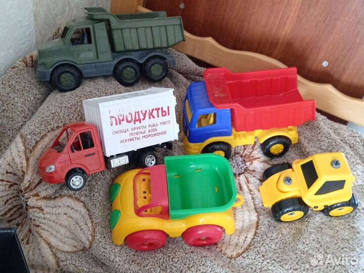 Игрушки машинки