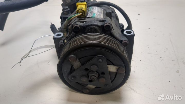 Компрессор кондиционера Peugeot 407, 2006