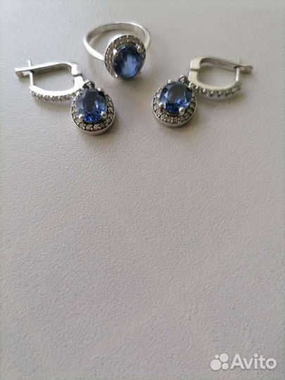 Серебряный комплект