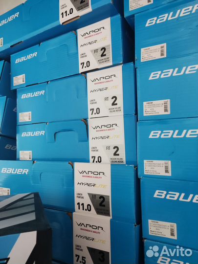 Коньки хоккейные Bauer hyperlite 3X PRO INT SR