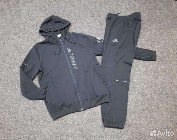 Спортивный костюм р-ры 54 лето артикул 562 син