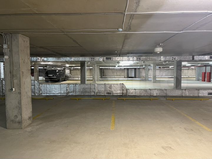 Машиноместо, 14 м²