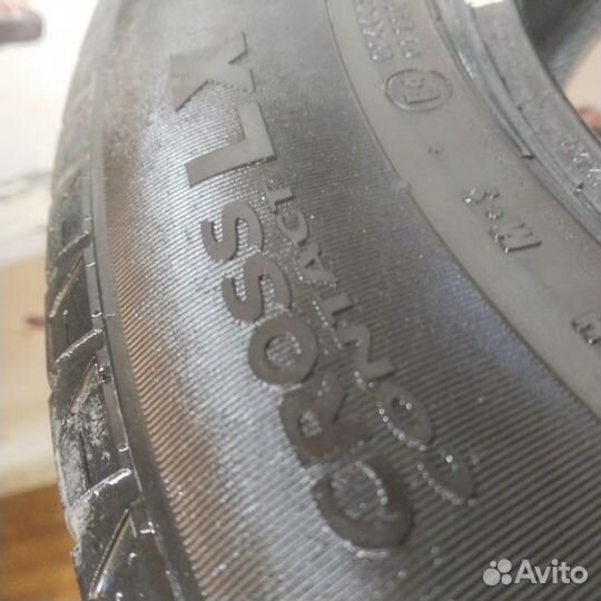 Continental ContiCrossContact LX 215/65 R16