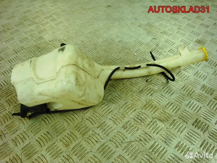 Бачок омывателя лобового стекла Ford Fiesta
