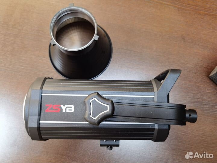 Видео свет 300 Вт, байонет bowens