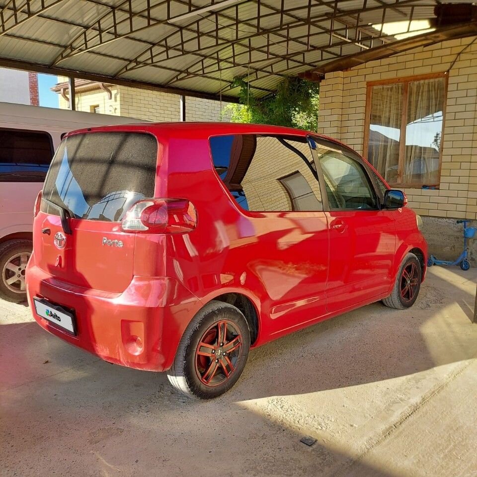 Toyota Porte: фото владельца