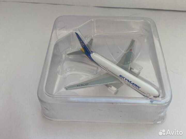 Самолет herpa boeing 767 300