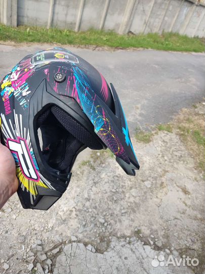 Шлем кроссовый