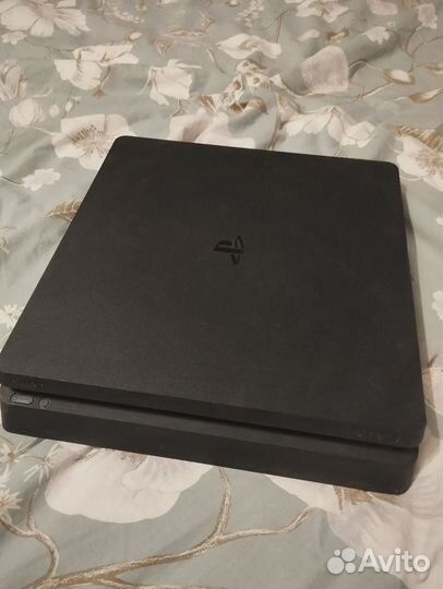 Sony playstation 4 Slim. 1TB