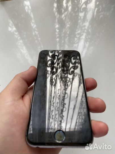 Телефон iPhone 6 s