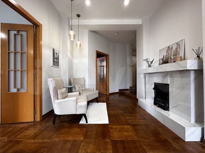 3-к. квартира, 90 м², 4/8 эт.