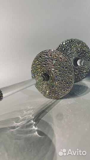 Инкрустация стразами