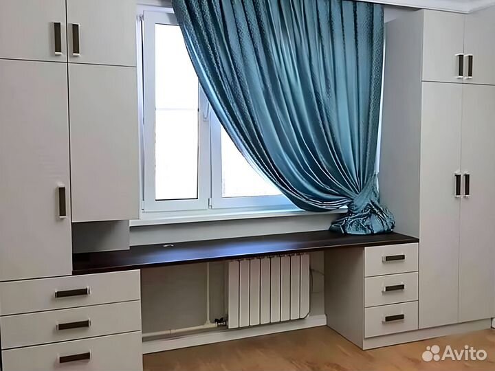 Рабочая зона у окна в рассрочку