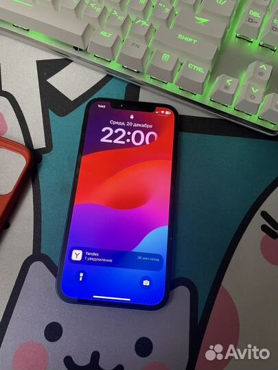 iPhone 12, 64 ГБ
