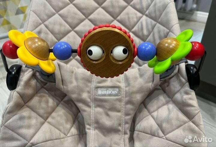 Шезлонг детский babybjorn