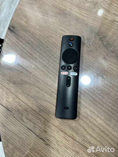 Тв-приставка Xiaomi Mi TV Stick