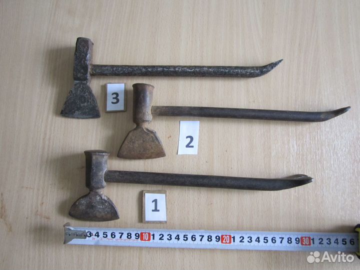Старинные топорики разные