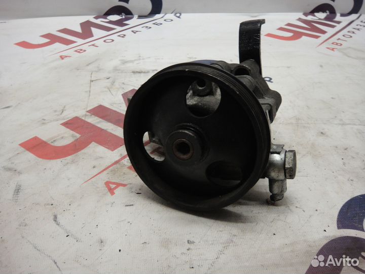 Насос гур Opel Insignia