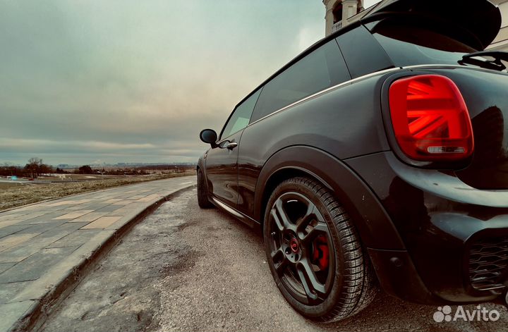 Комплект зимних колес JCW GP spoke 565 F56 GP3