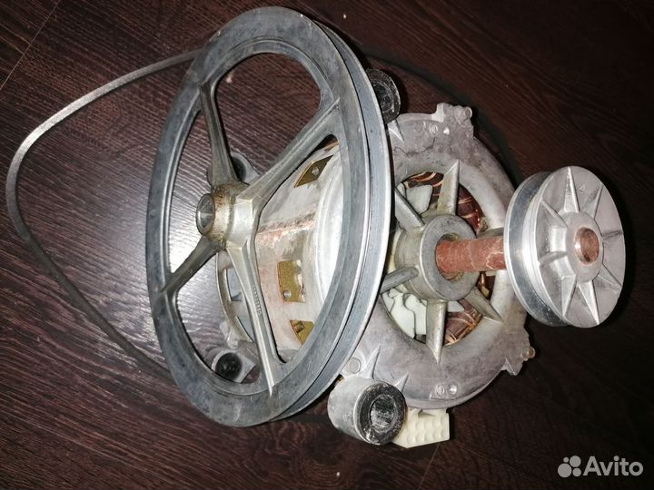 Двигатель от стиральной машины ардо