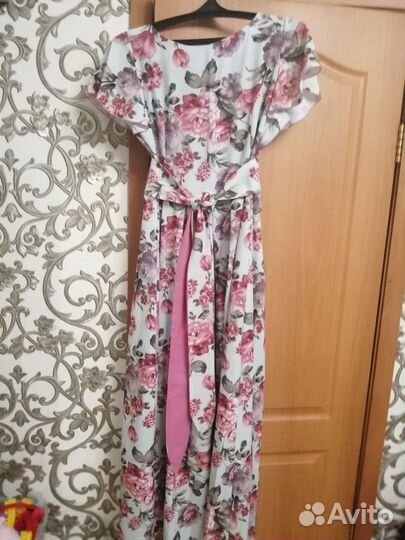 Вечернее платье