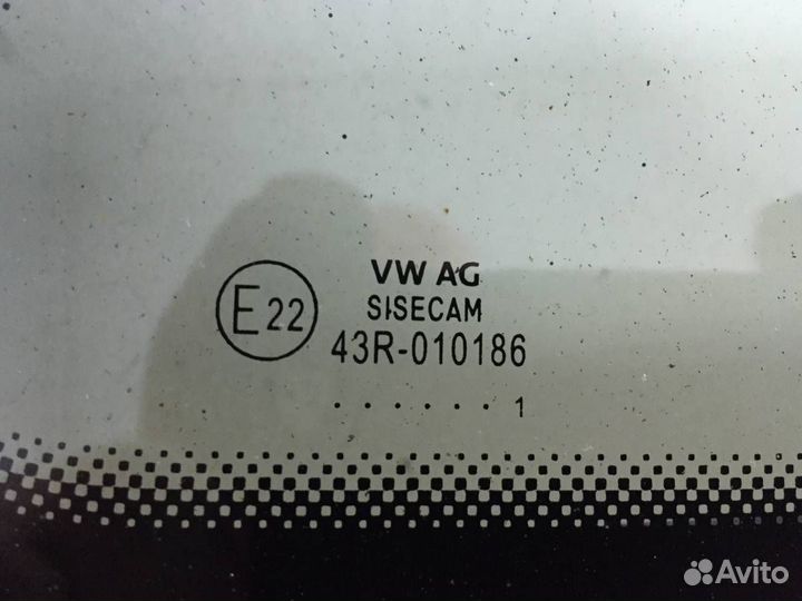 Стекло кузовное глухое правое Volkswagen Taos 2020