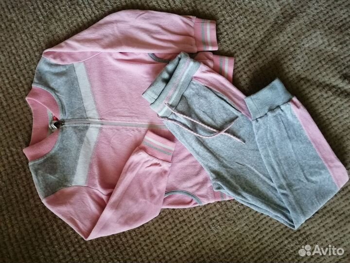 Костюм спортивный