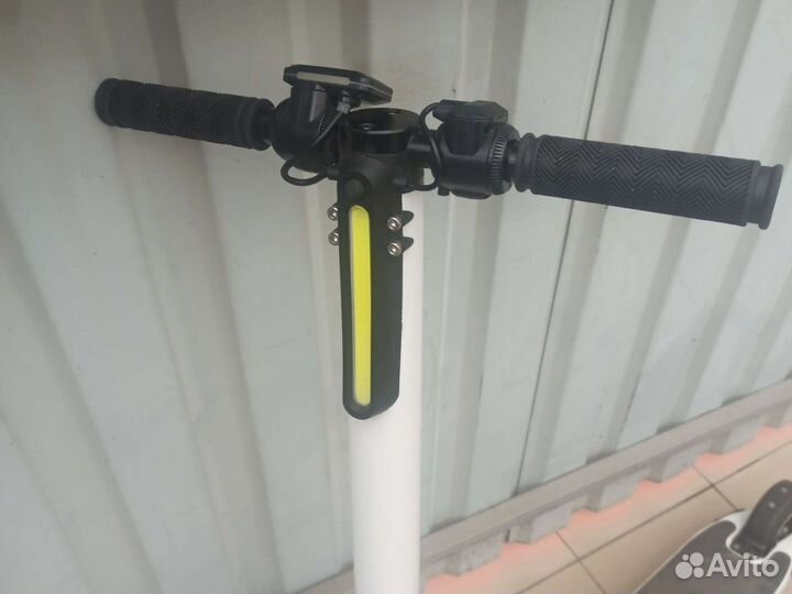 Самокат взрослый электрический бу