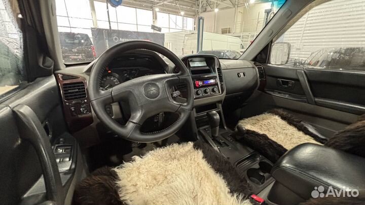 Mitsubishi Pajero 3.5 AT, 2001, 19 077 км