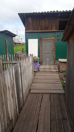 Дом 37 м² на участке 5 сот.