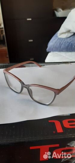Очки для зрения женские -2,5 и 2,25д