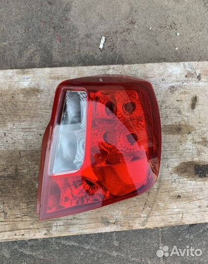 Фонарь задний правый Chevrolet Lacetti седан