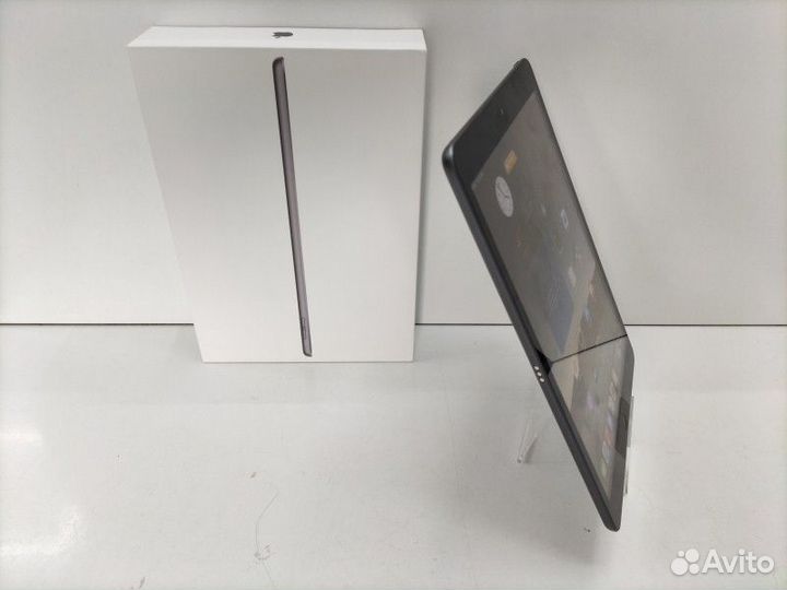 Планшет без SIM-карты Apple iPad 9 Wi-Fi 64 GB