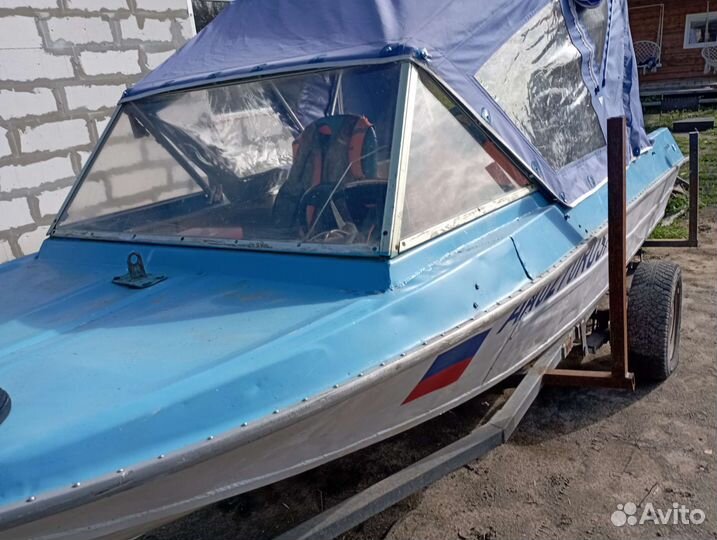 Лодка с матором