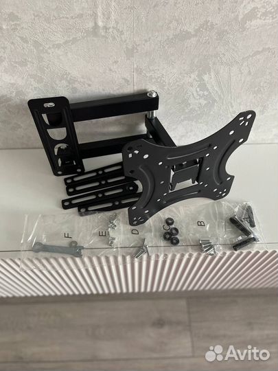 Кронштейн для телевизора наклонно поворотный