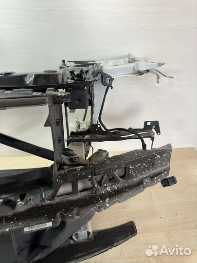 Панель передняя телевизор Bmw 3 F30