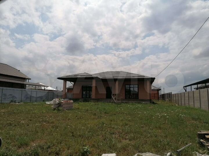 Дом 186 м² на участке 7,3 сот.