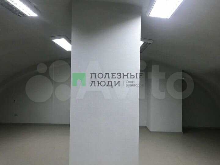 Продам торговое помещение, 171 м²