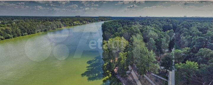 Продам помещение свободного назначения, 1929.42 м²