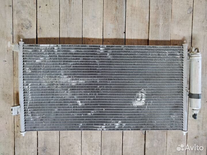 Радиатор кондиционера Nissan X-Trail T30 YD22ETI