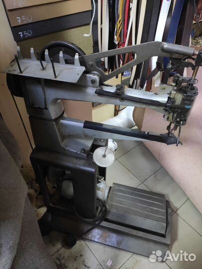 Швейная машинка textima