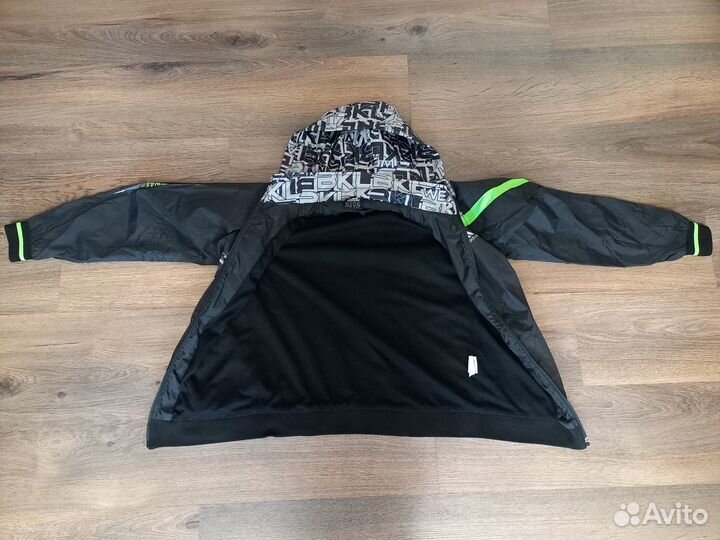 Продаю детскую спортивную кофту adidas