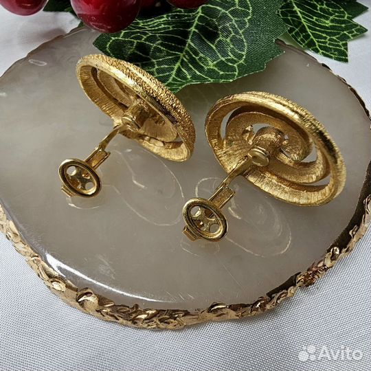 Trifari клипсы винтаж