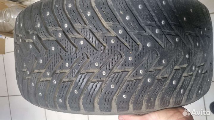 Nokian Tyres Hakkapeliitta 8 255/35 R19