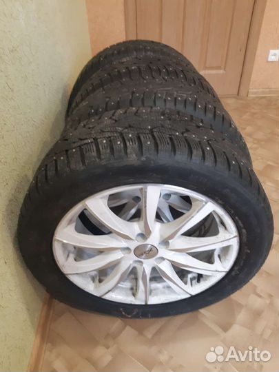 R17 Nokian Tyres Hakkapeliitta 7 225/50, PCD 5x105 DIA 56.6