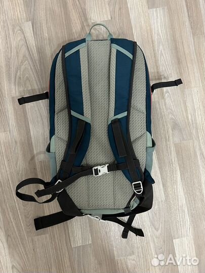 Quechua NH100 30л рюкзак походный