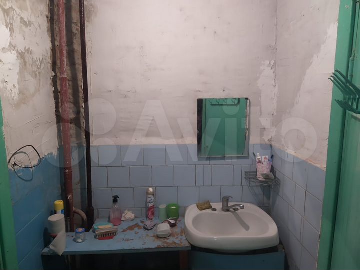 Комната 12,8 м² в 1-к., 4/5 эт.